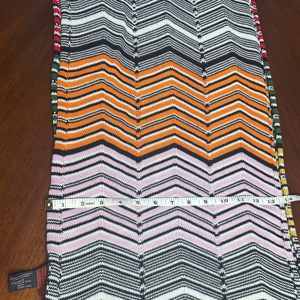 Missoni Zigzag Knit Scarf – Multicolor Chevron Pattern - Picture 4 of 8